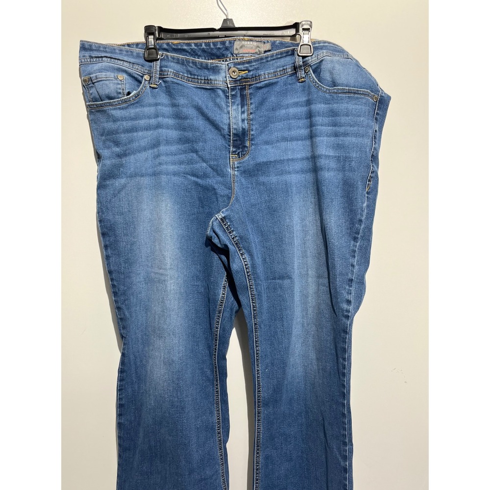 Torrid Luxe Slim Boot Jeans Womens 24R Medium Wash High Rise Stretch Denim Blue